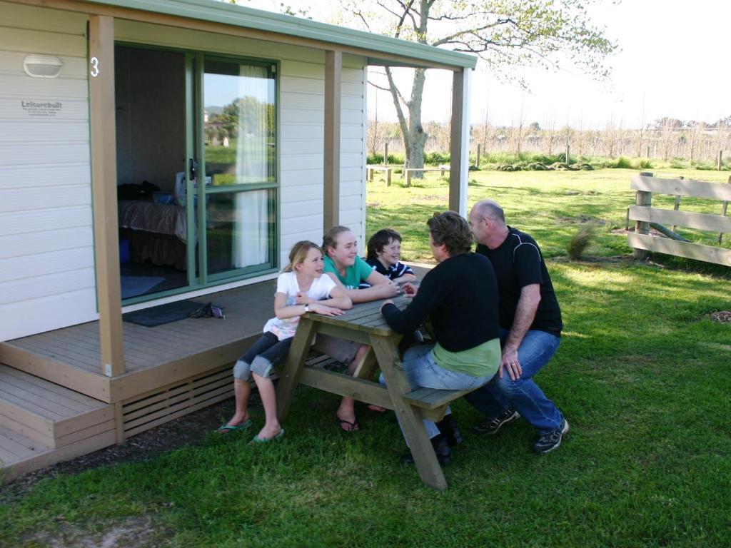 Martinborough Top 10 Holiday Park Quarto foto