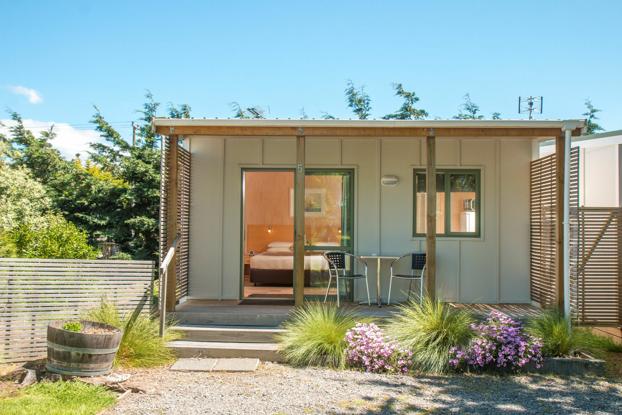 Martinborough Top 10 Holiday Park Exterior foto