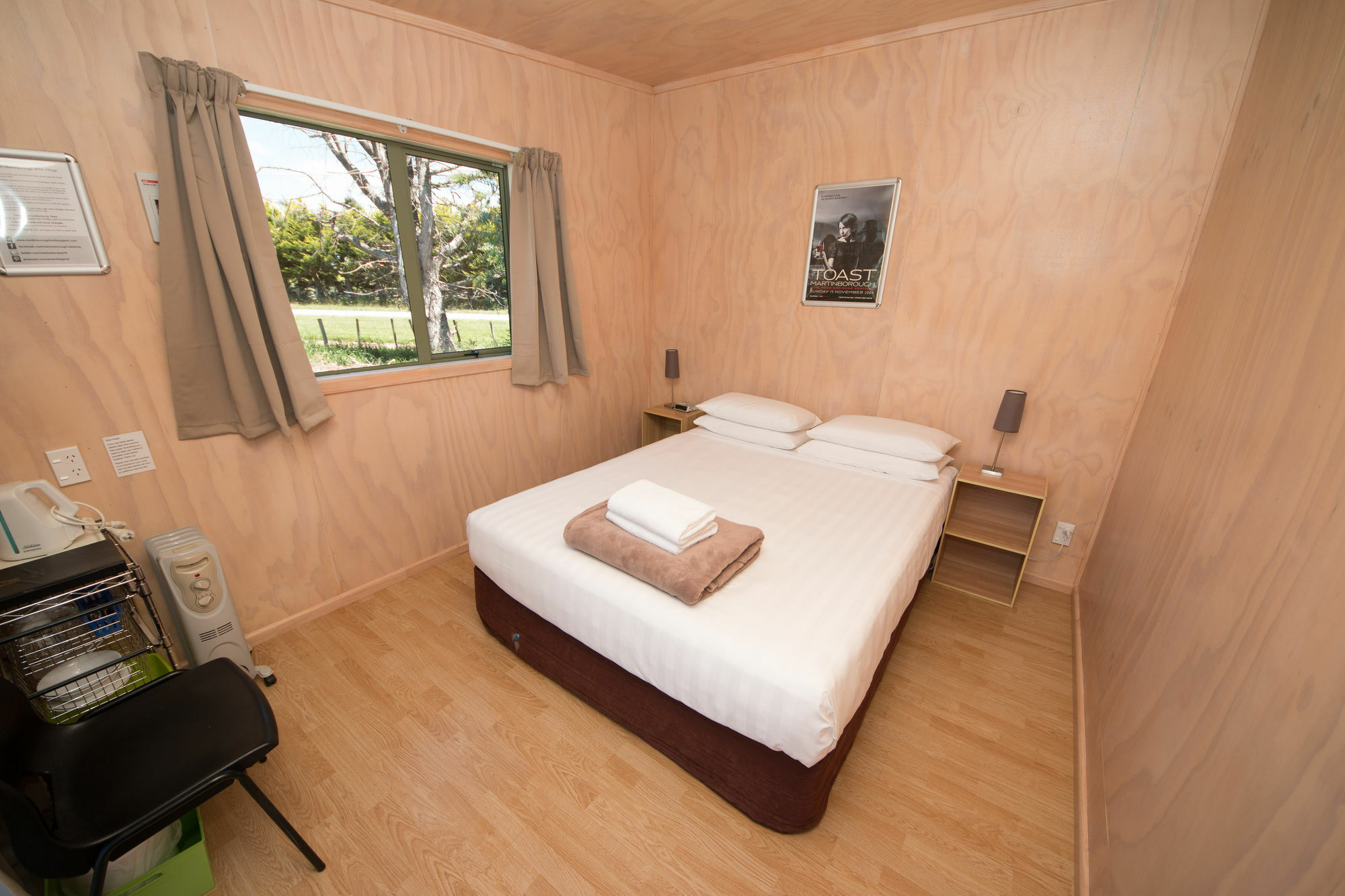 Martinborough Top 10 Holiday Park Exterior foto